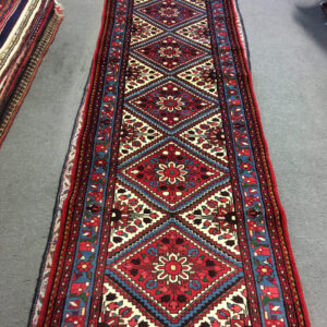 5061 Very Long Runner 1